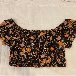 American Eagle Crop Top